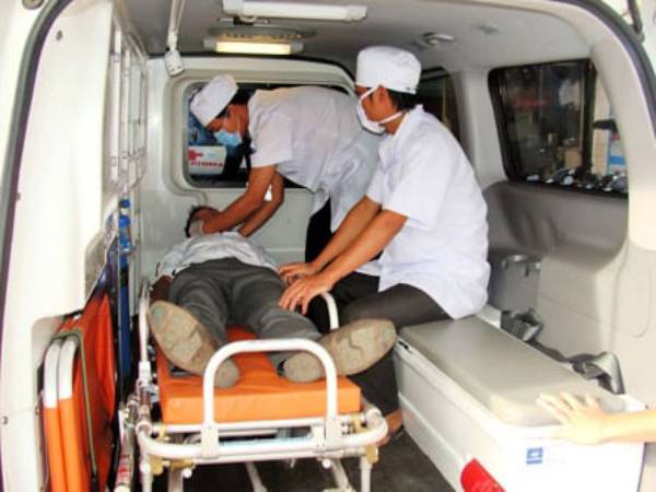 Mộng thấy mình đang ở trong xe cấp cứu Mộng thấy mình đang ở trong xe cấp cứu