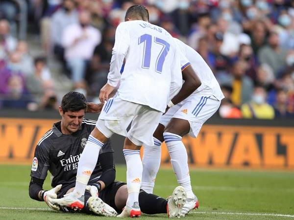Tin Real Madrid 26/10: Real Madrid "trả giá đắt" sau trận siêu kinh điển