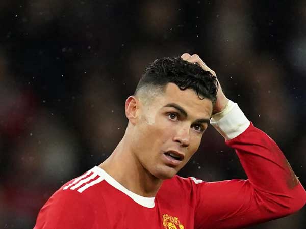 Tin thể thao 15/7: Ronaldo không rời MU