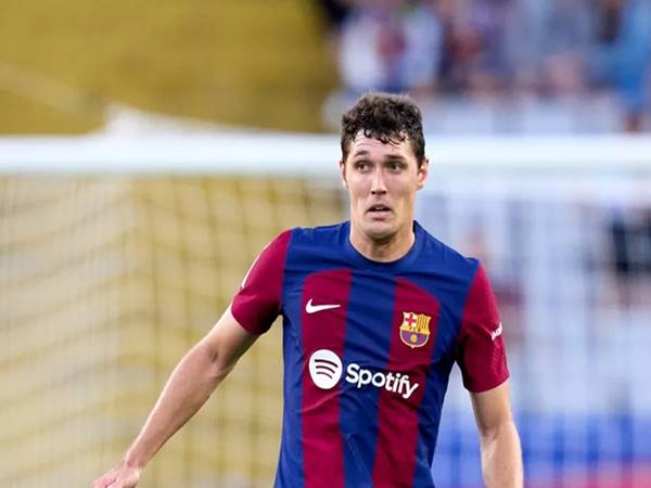 Tin Barca 13/10: Christensen lên tiếng về việc chơi tiền vệ