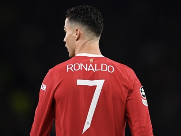 Bóng đá quốc tế 23/3: Sao vô danh kế thừa áo số 7 của Ronaldo