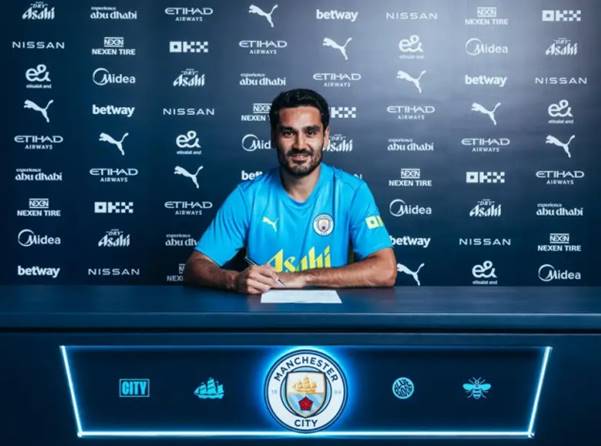 Tin Man City 24/8: Ilkay Gundogan tái ký hợp đồng với Man City