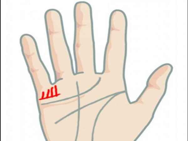 Đường chỉ tay hình lưới dưới ngón út