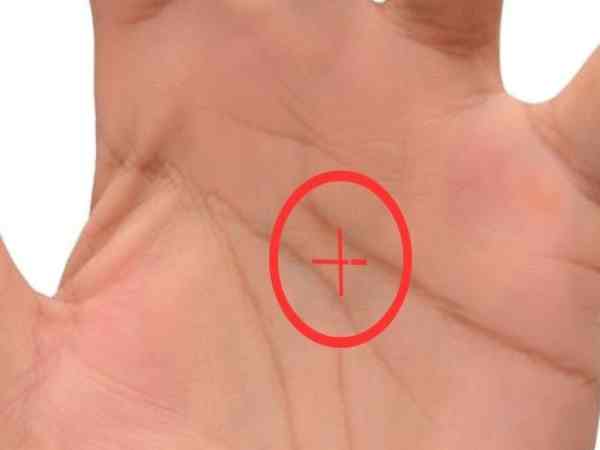  Đường chỉ tay chữ X – Dấu hiệu của người có năng lượng tâm linh mạnh mẽ