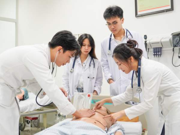 Nằm mơ thấy bác sĩ là điềm báo tốt hay xấu?